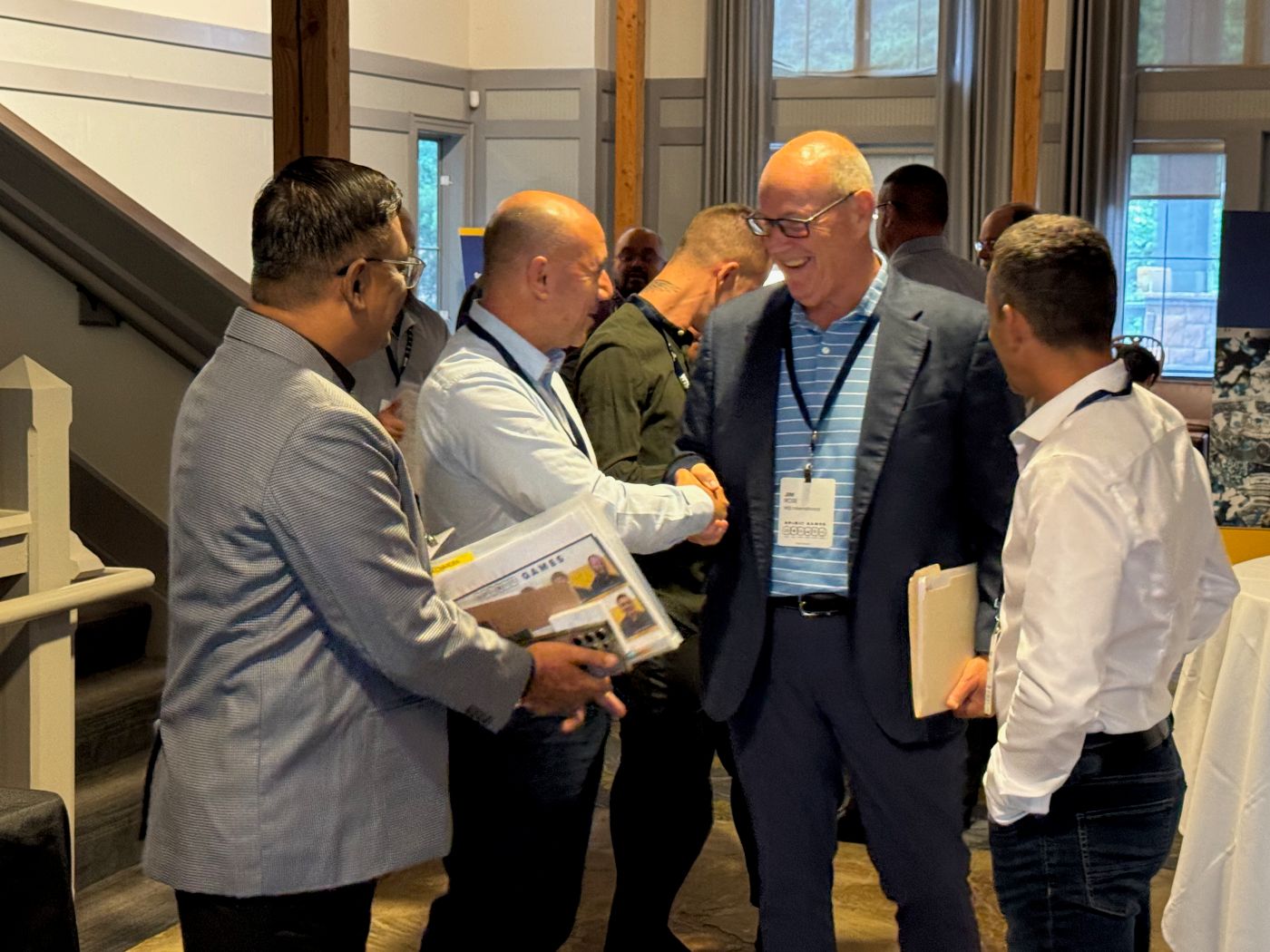 Dirigeants des entreprises fairson, wis international et acrebis