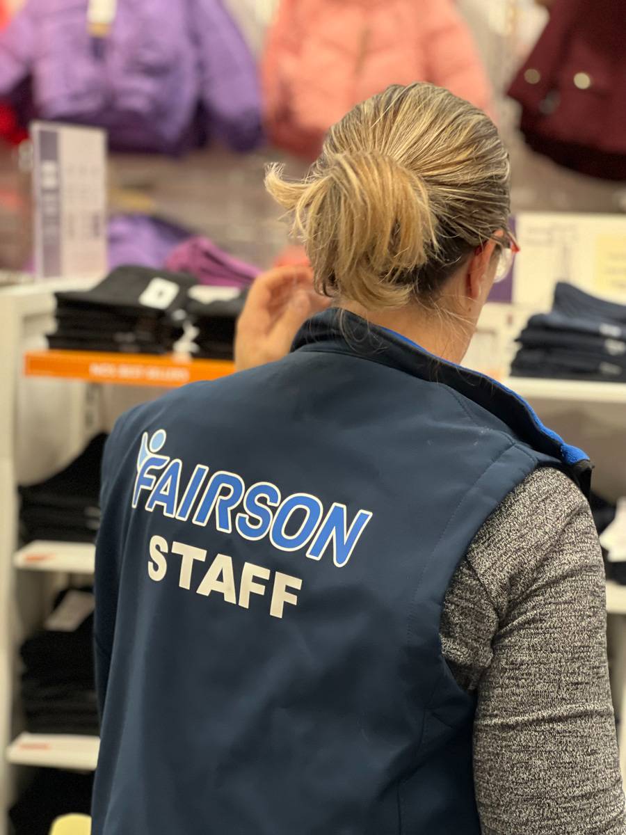 inventoriste dans le prêt-à-porter